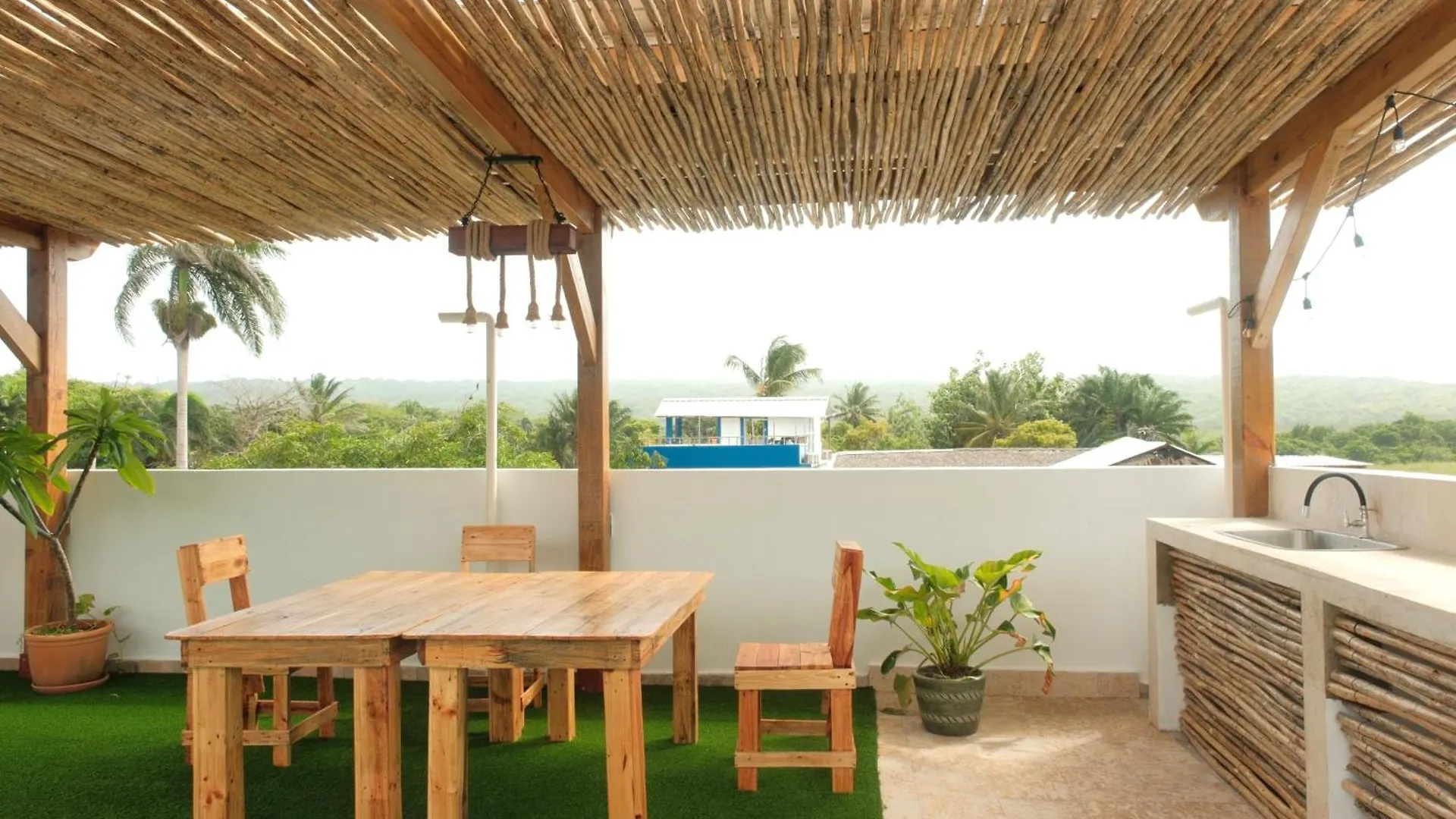 Kite House Cabarete Across Kite Beach